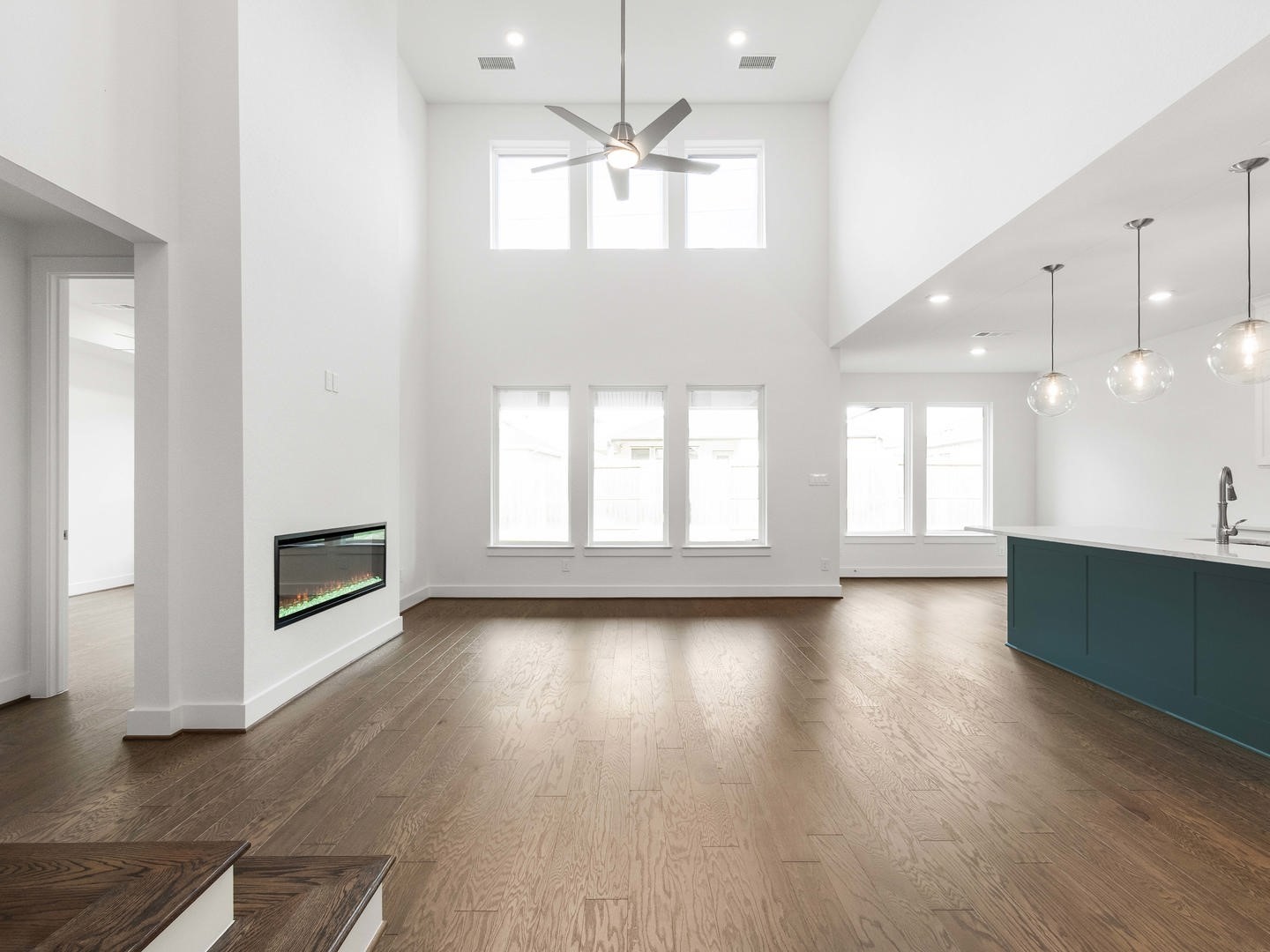 7401 Hawk Crest Drive Property Photo 10