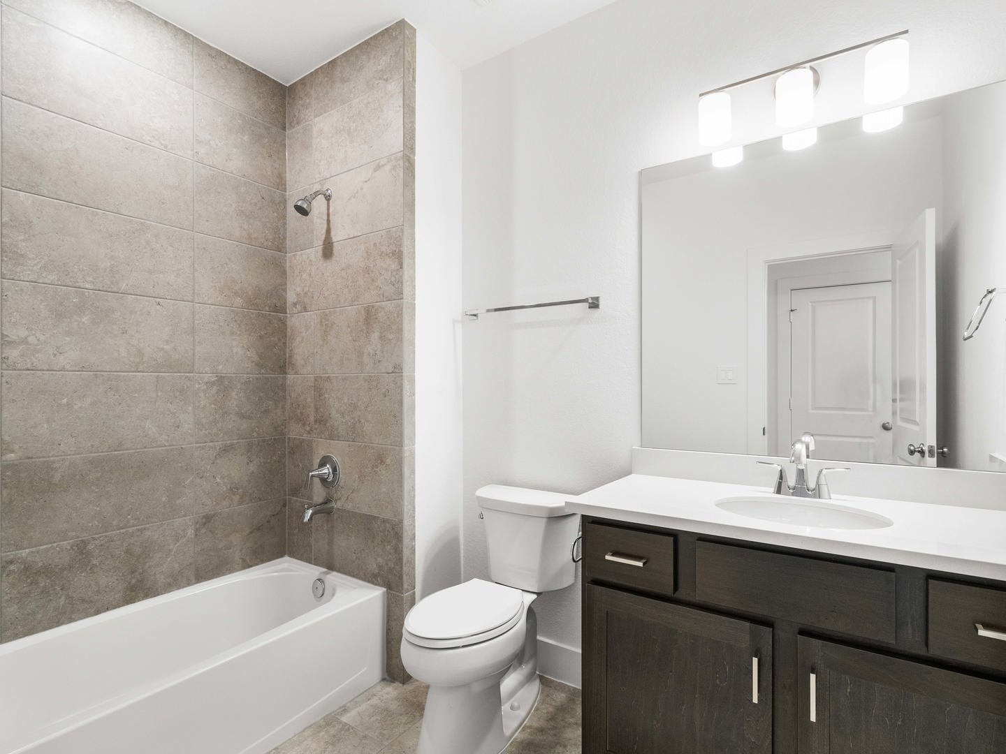 7401 Hawk Crest Drive Property Photo 25