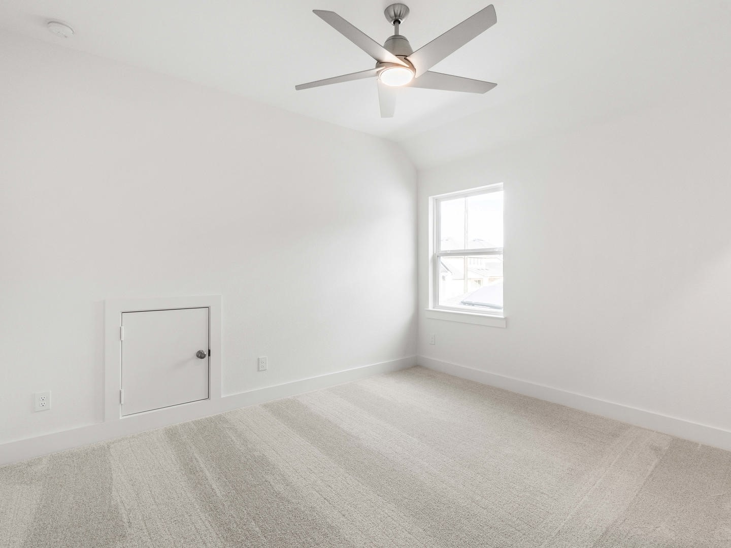 7401 Hawk Crest Drive Property Photo 28
