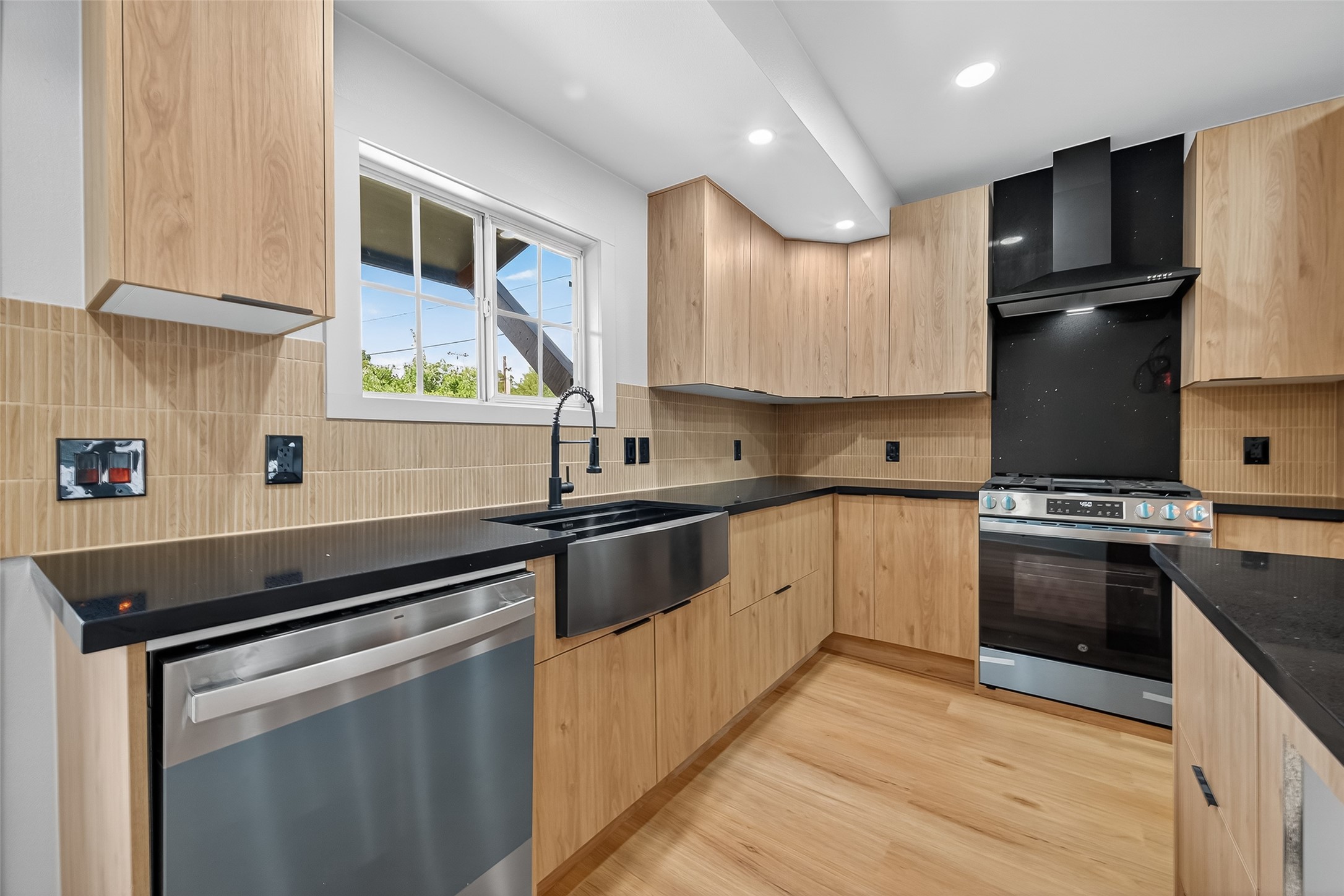 1509 Moody Street Property Photo 7
