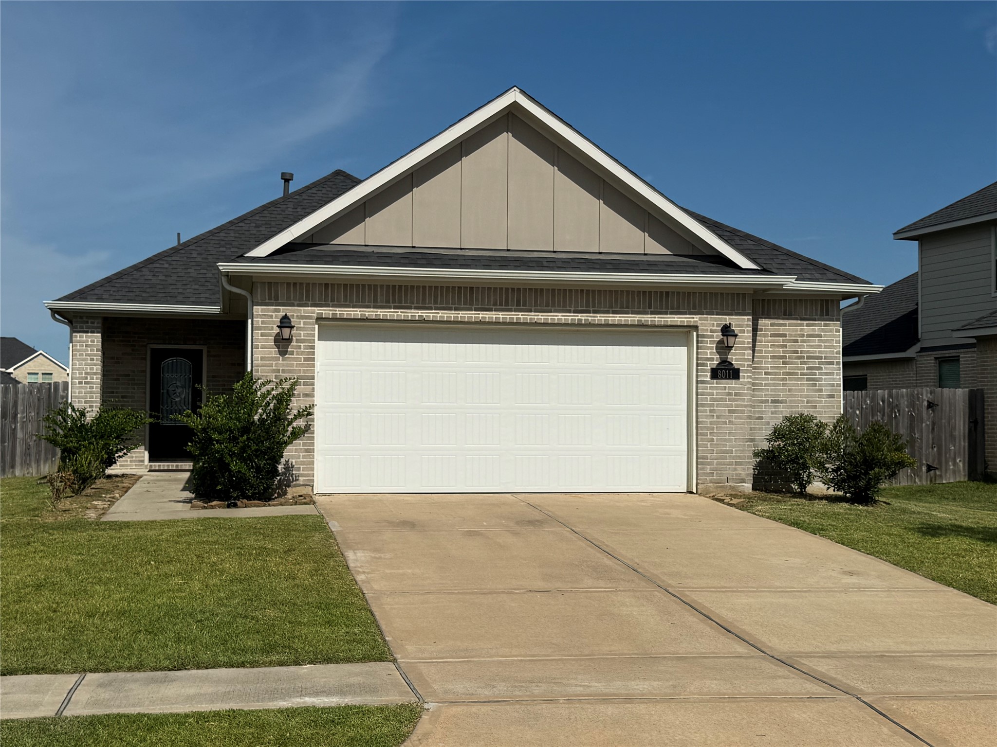 8011 Grandstand Parkway Property Photo 1