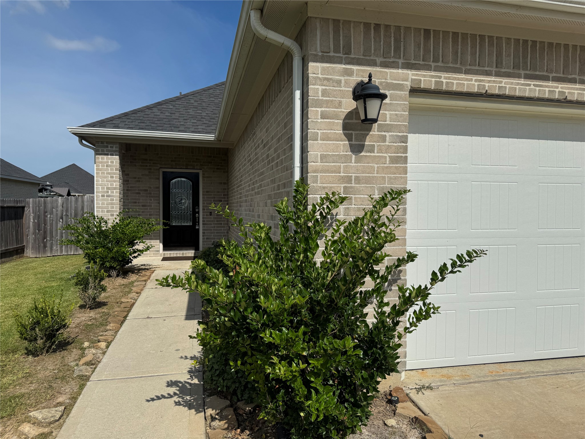 8011 Grandstand Parkway Property Photo 2