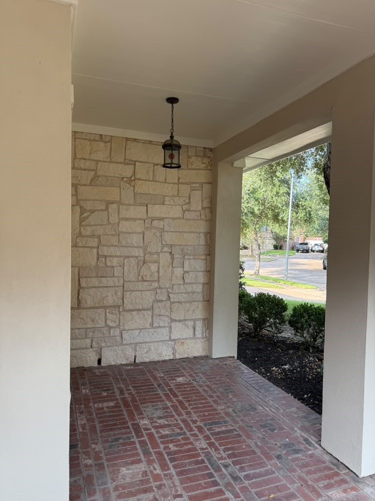 3511 Cedar Hill Court Property Photo 5