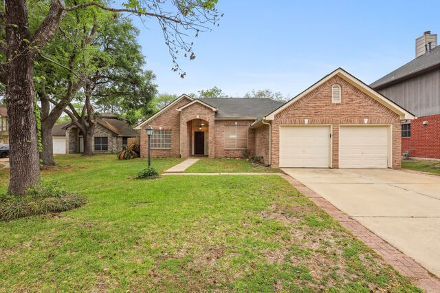 18617 NW Hiddenbay Way Drive Property Photo 1