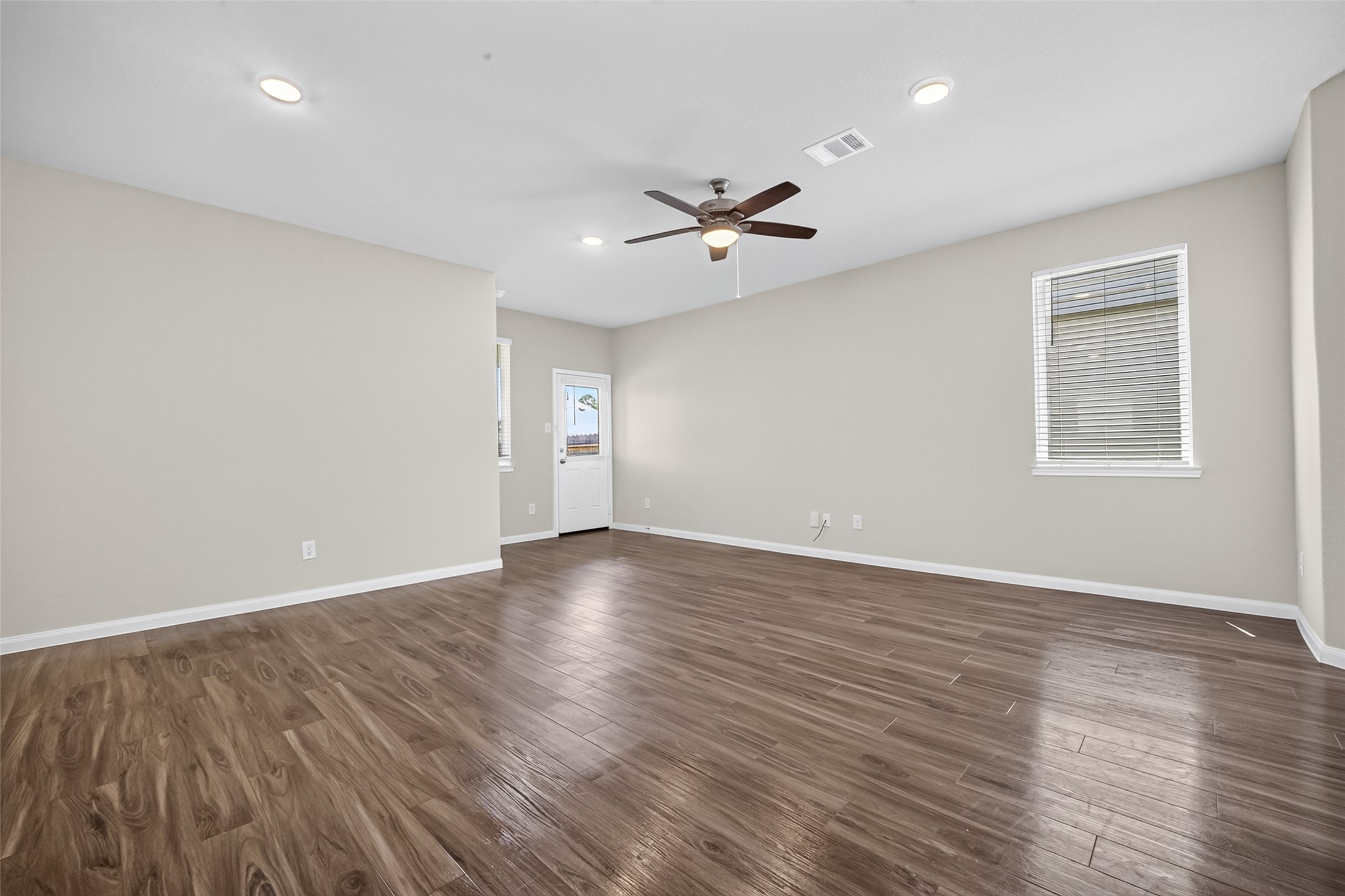 13758 Goldeye Drive Property Photo 10