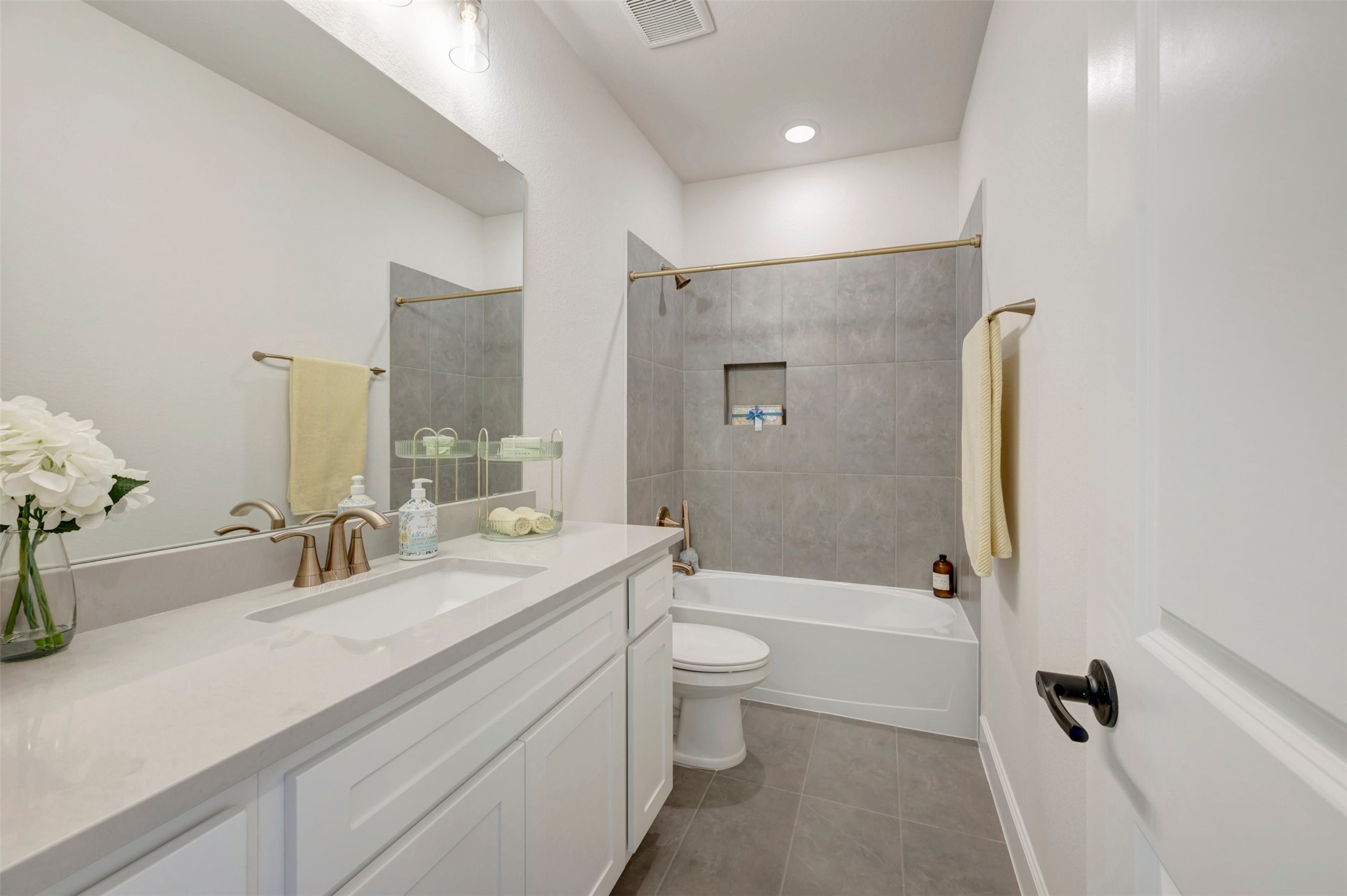 471 Silver Moon Way Property Photo 43