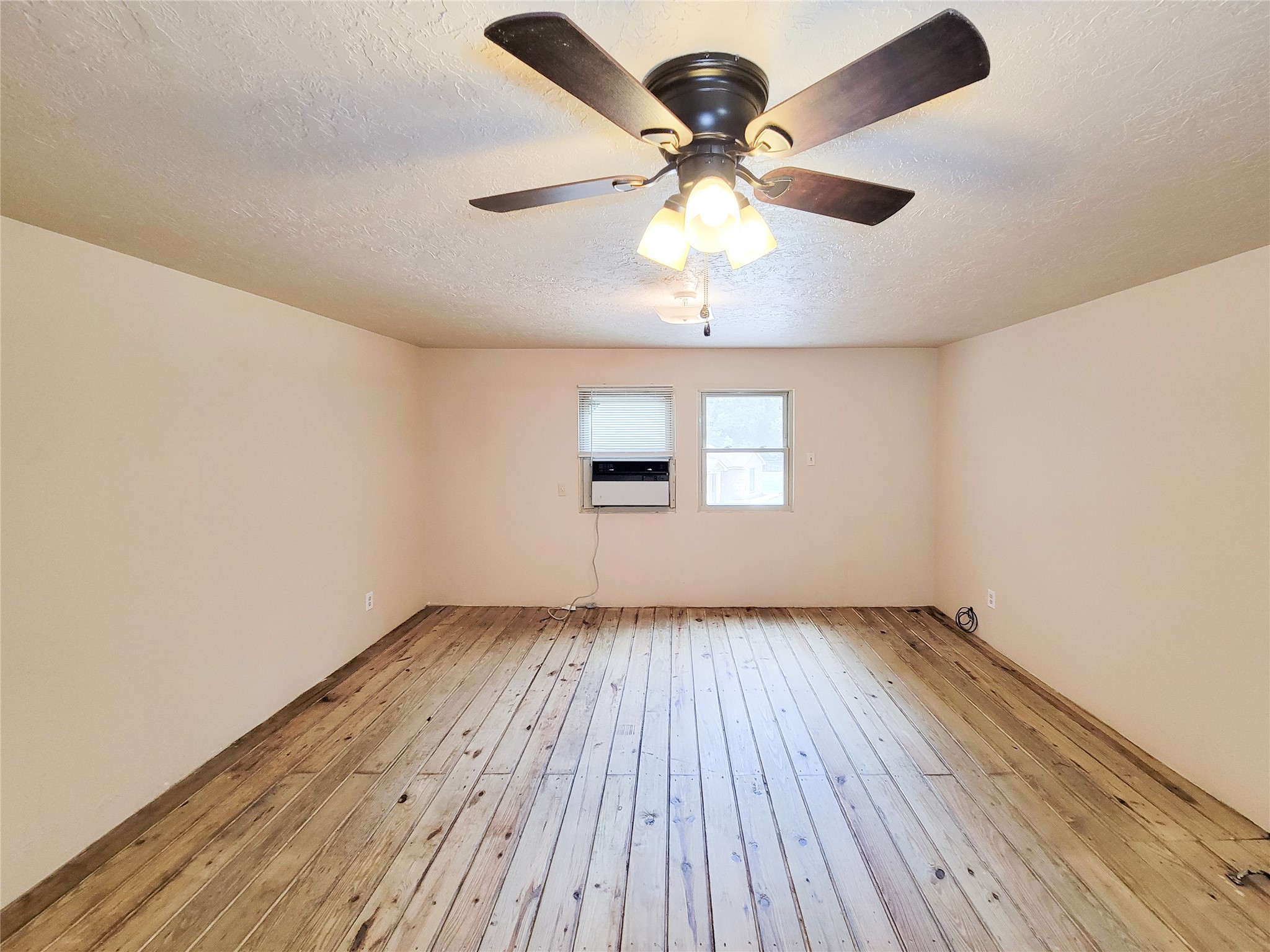 13200 Young Property Photo 11