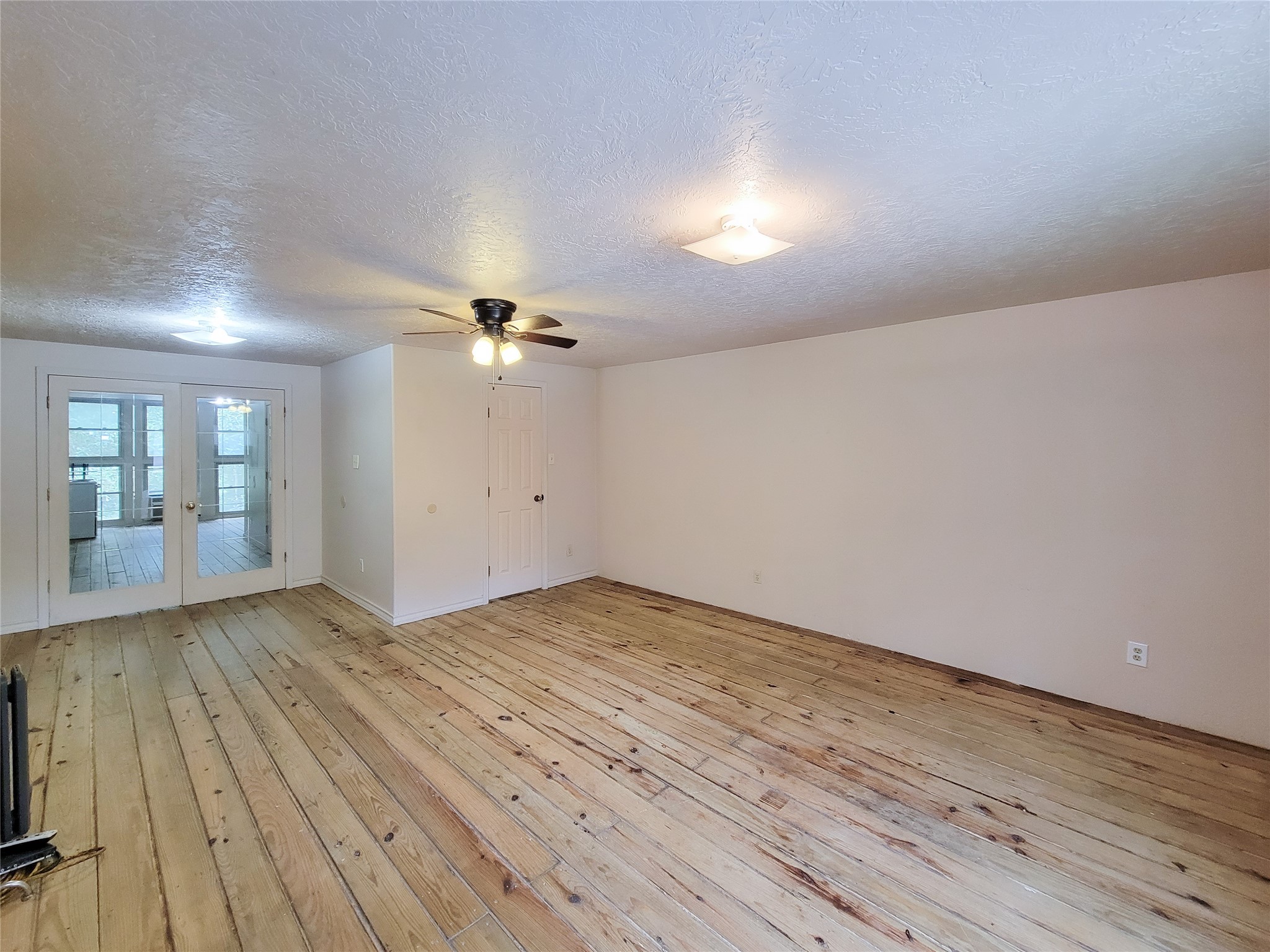 13200 Young Property Photo 13
