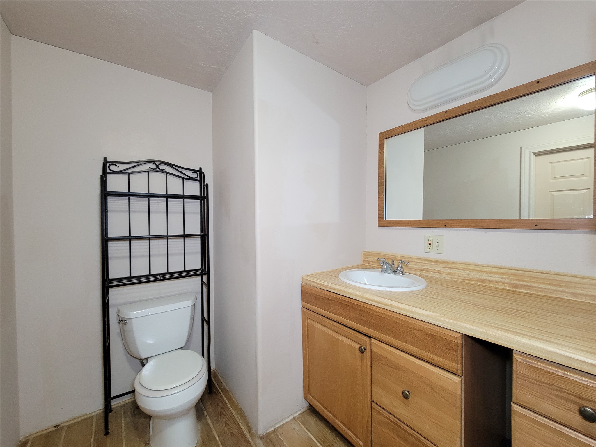 13200 Young Property Photo 17