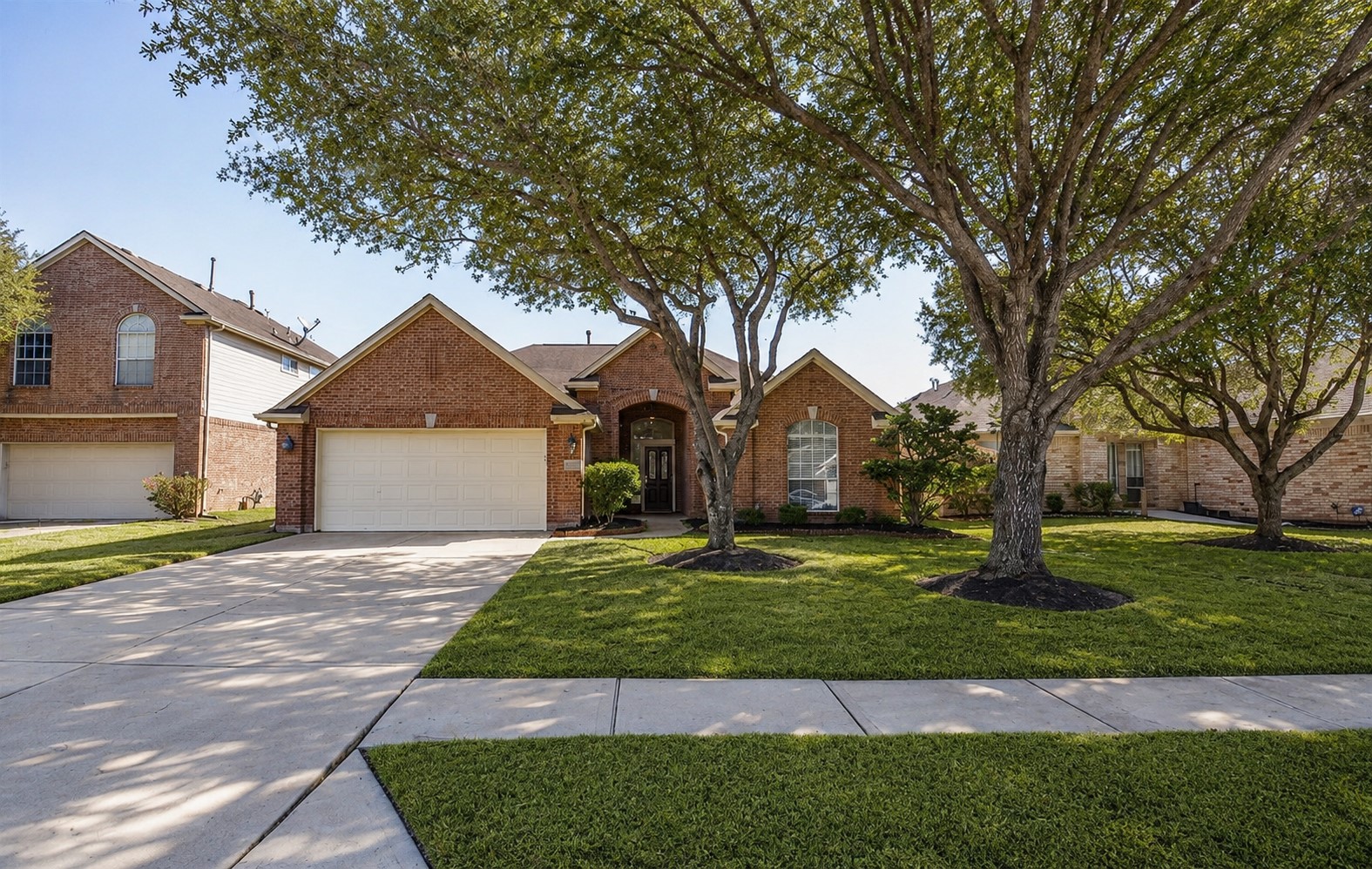 11515 Mill Bridge Court Property Photo 2