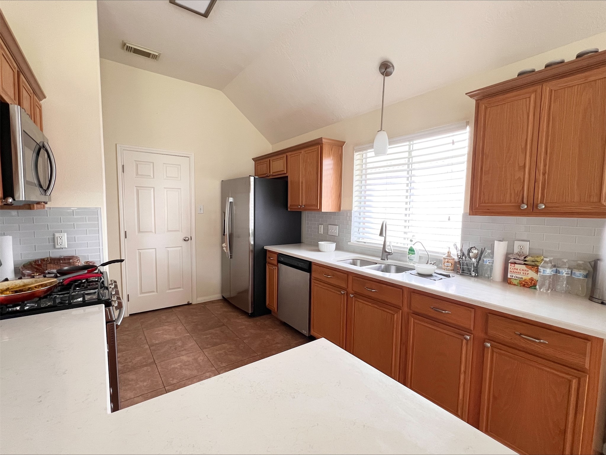 11515 Mill Bridge Court Property Photo 4
