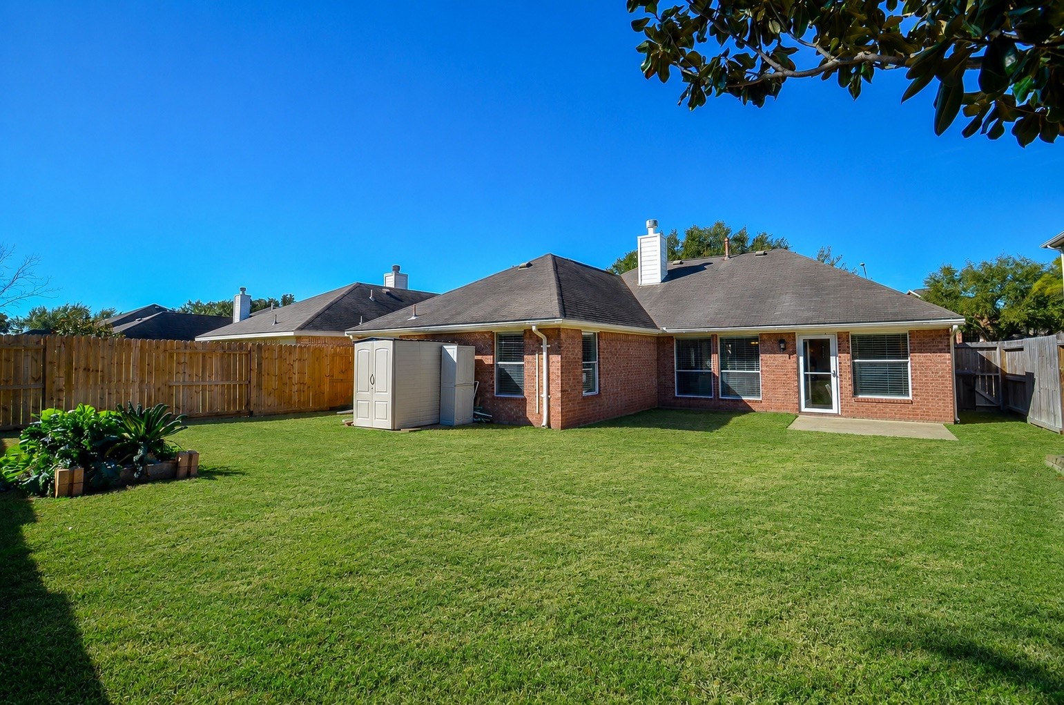 11515 Mill Bridge Court Property Photo 9