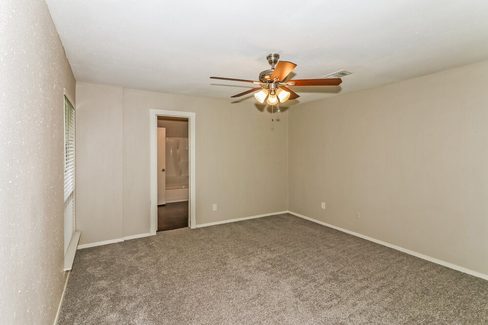3002 Sherborne Street Property Photo 10
