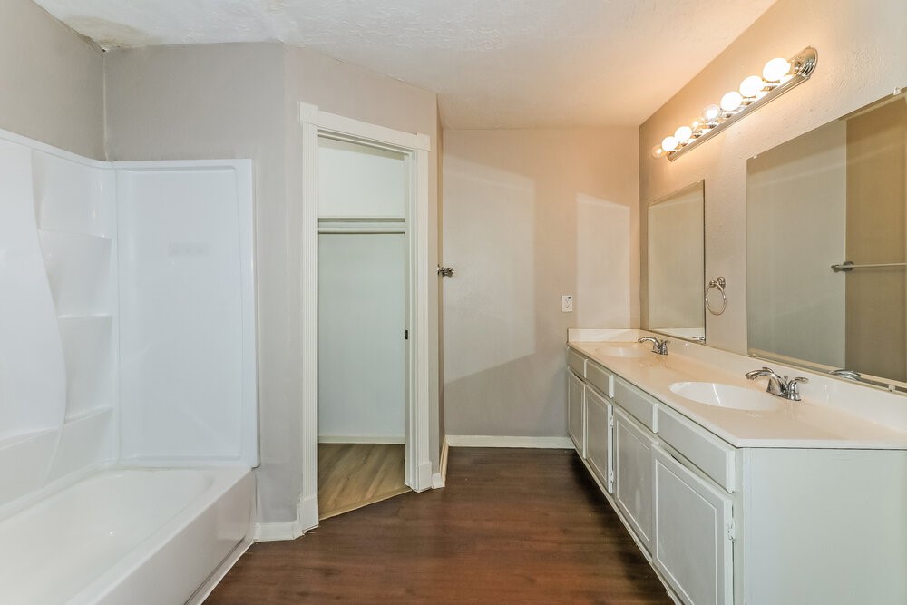 3002 Sherborne Street Property Photo 11