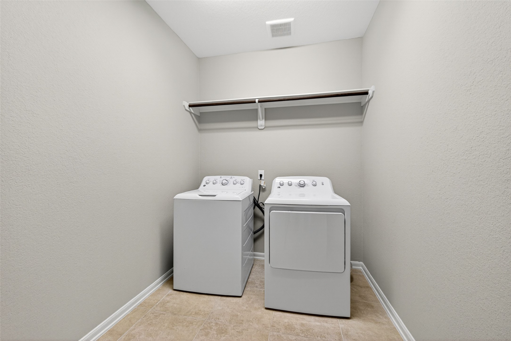 29122 Parker Trace Drive Property Photo 17