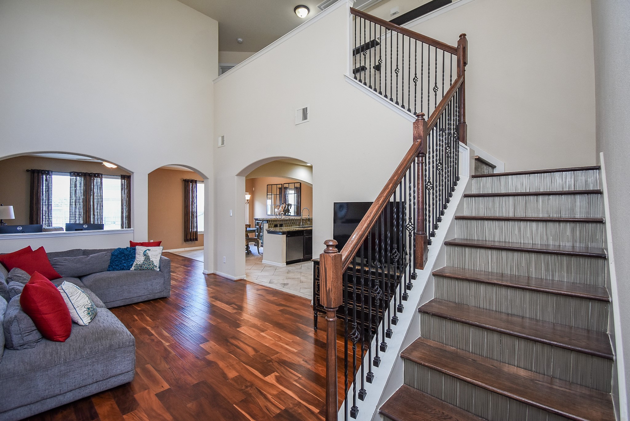 3863 Calgary Circle Property Photo 2