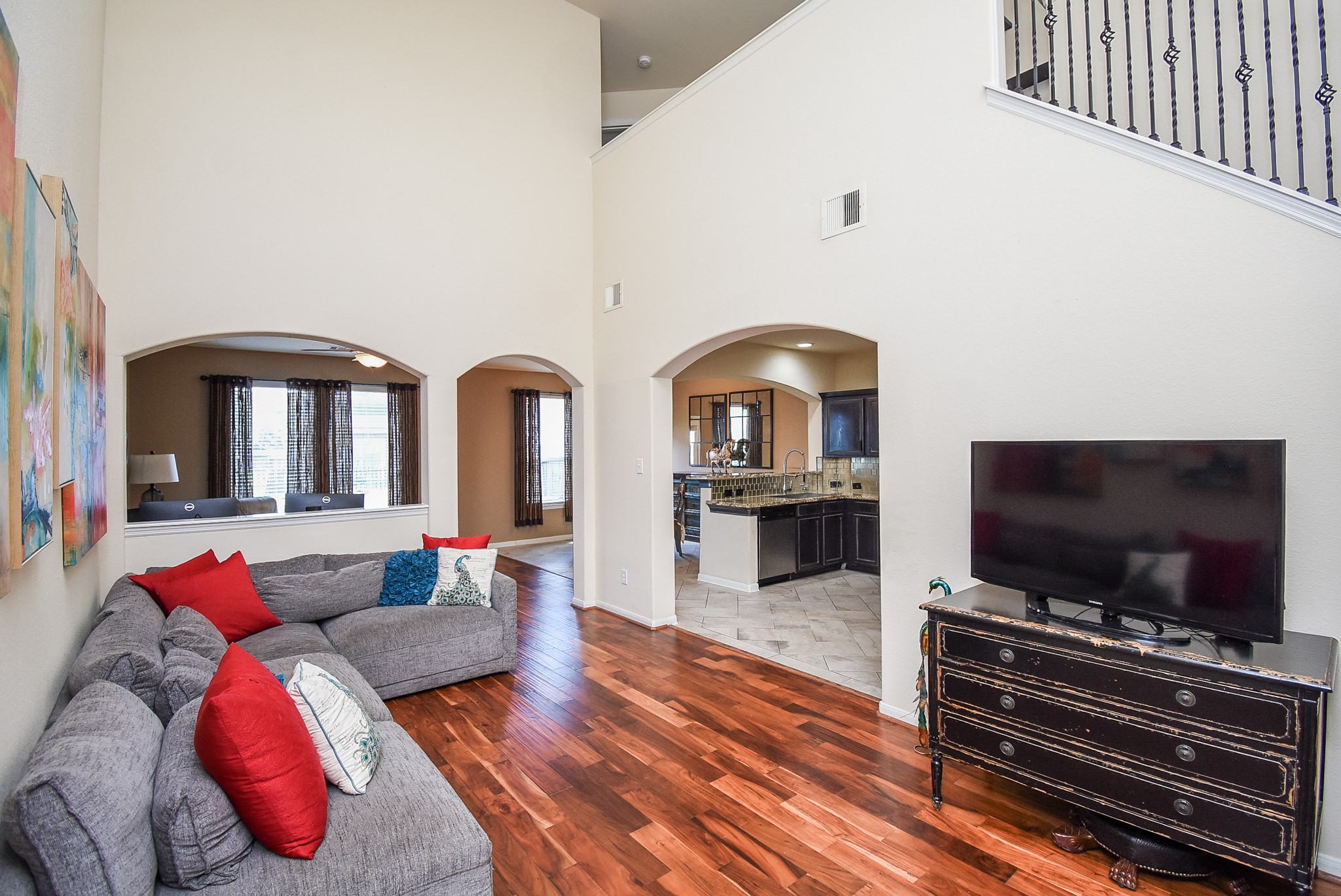 3863 Calgary Circle Property Photo 3