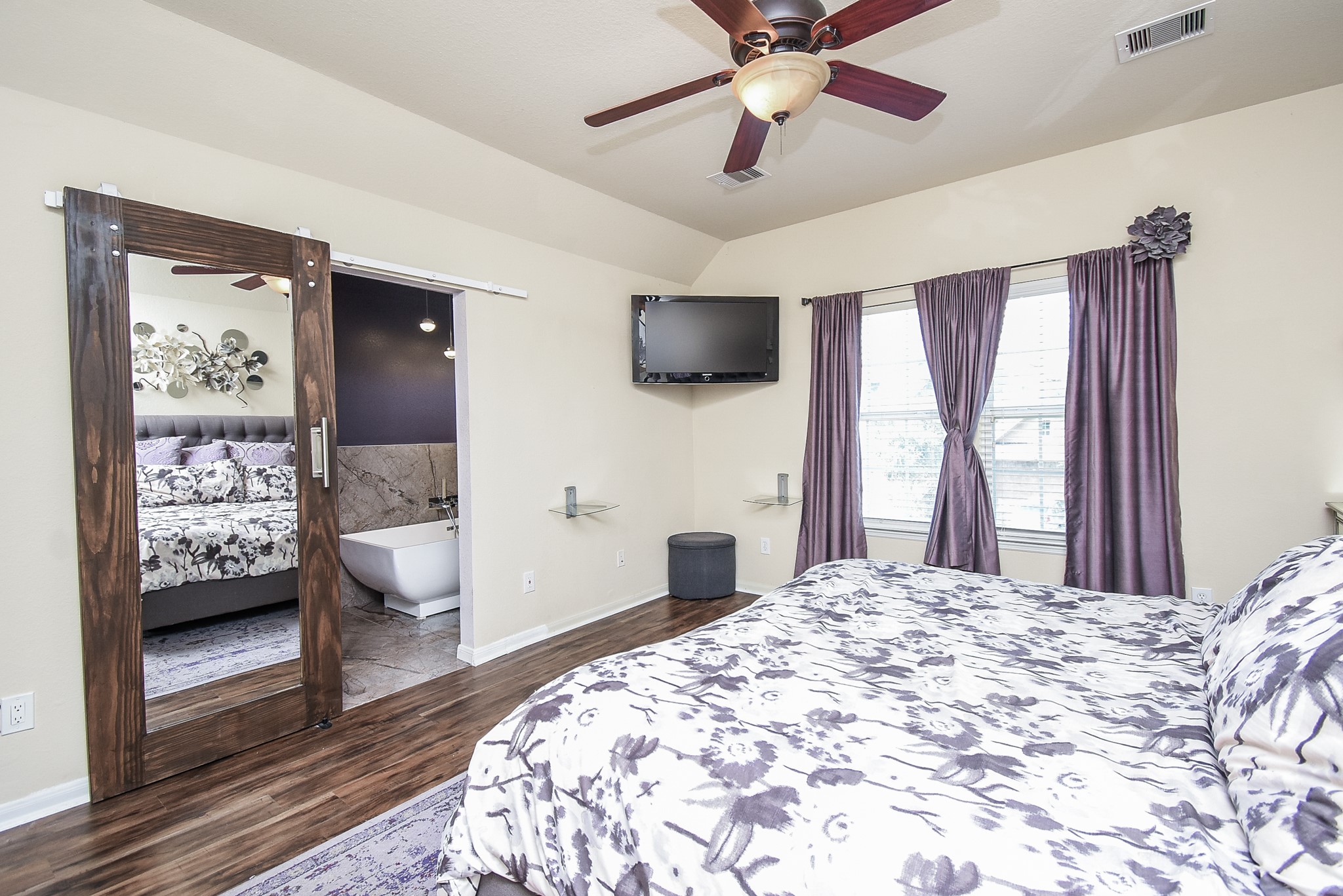 3863 Calgary Circle Property Photo 17