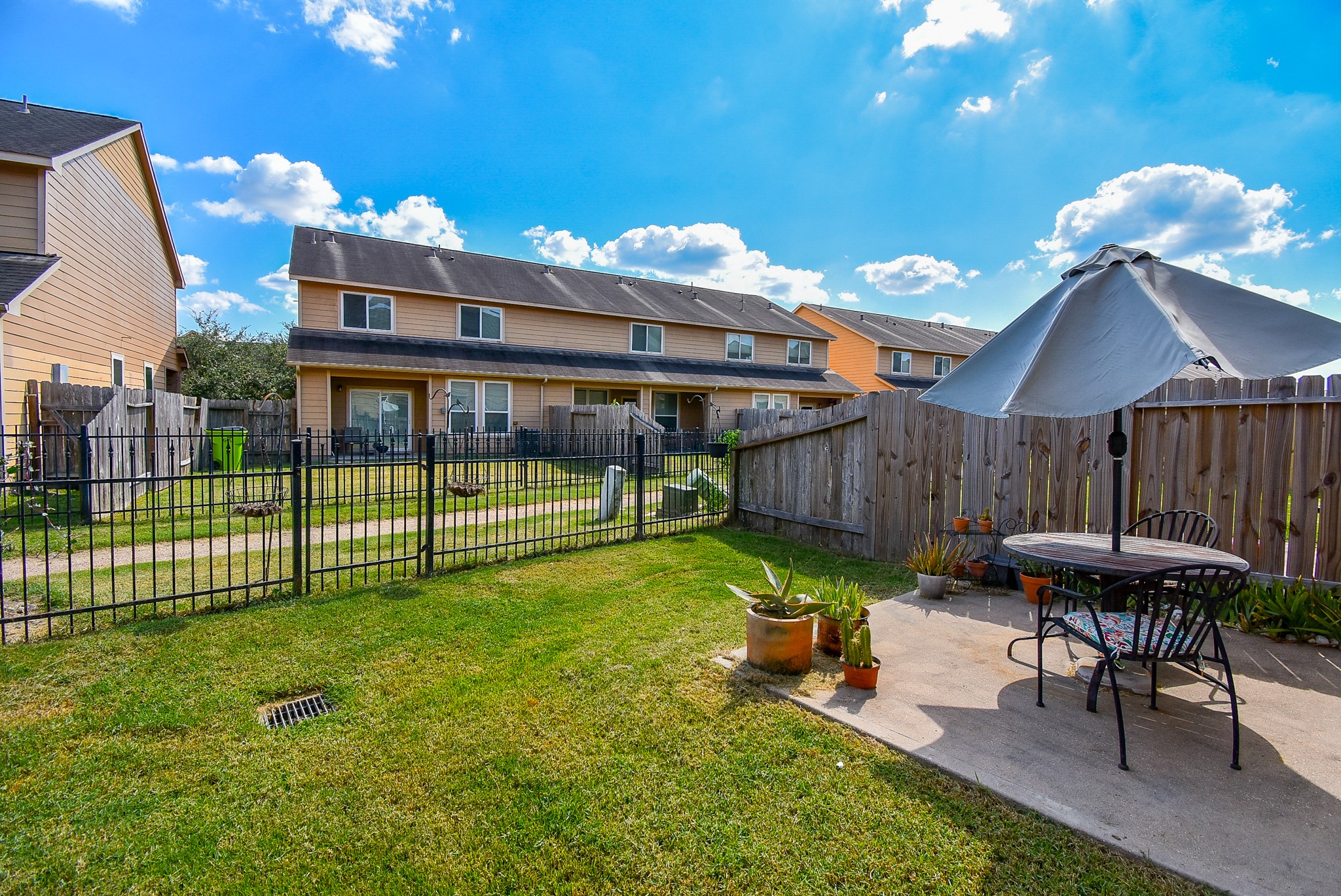 3863 Calgary Circle Property Photo 28