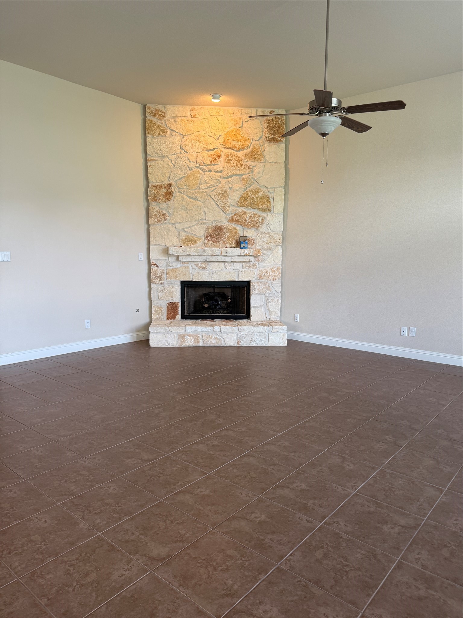 10206 S Goshawk Trl Property Photo 5