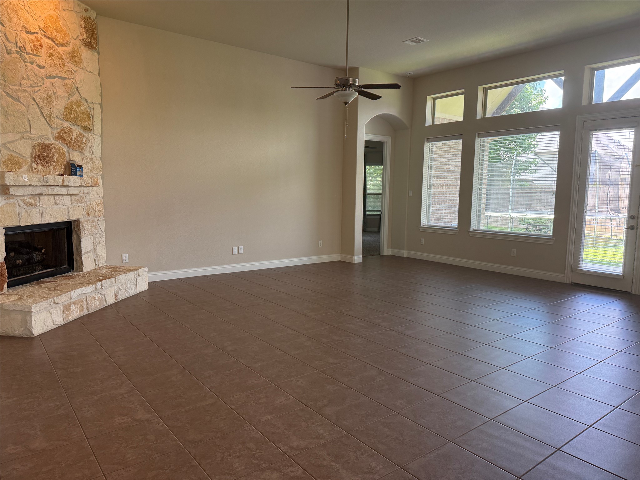 10206 S Goshawk Trl Property Photo 6