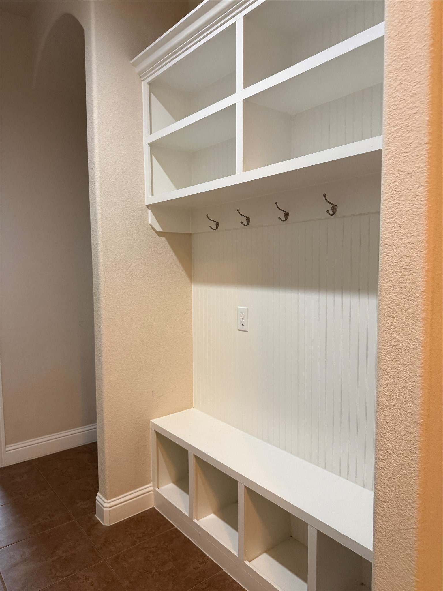 10206 S Goshawk Trl Property Photo 7
