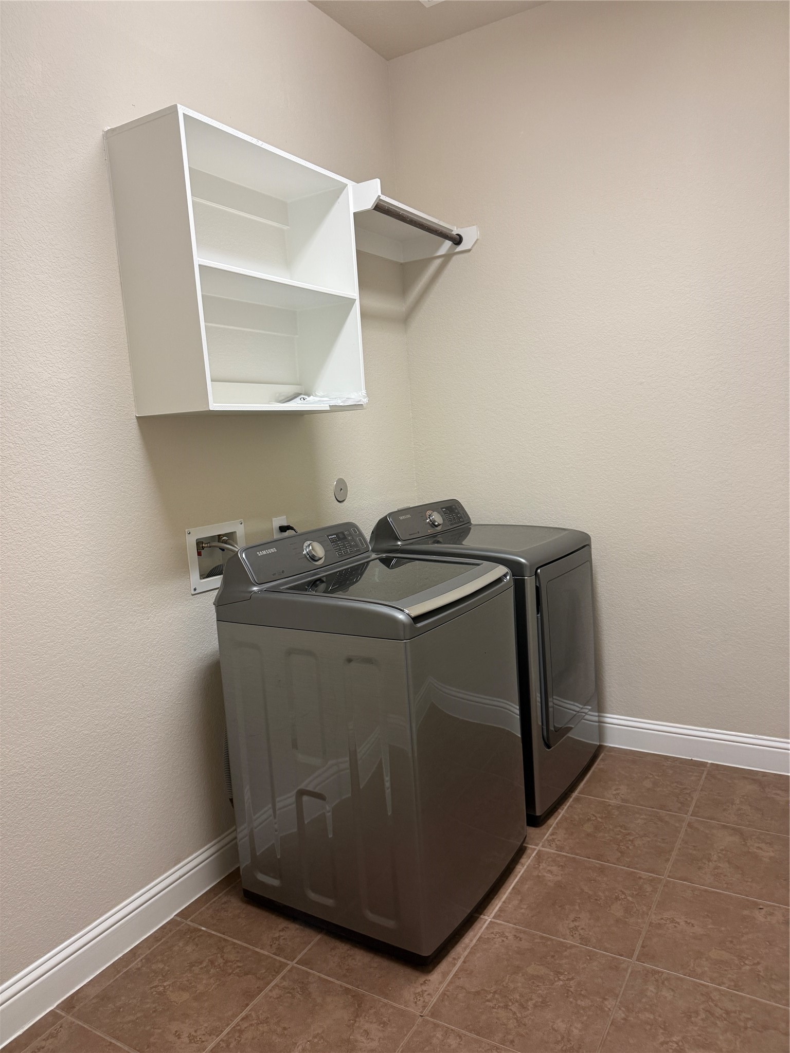10206 S Goshawk Trl Property Photo 8