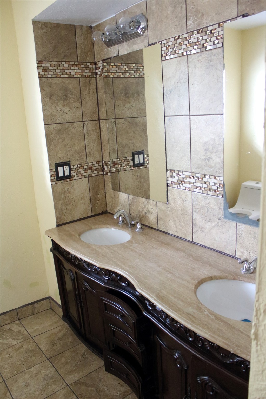 4307 Tidewater Drive Property Photo 8
