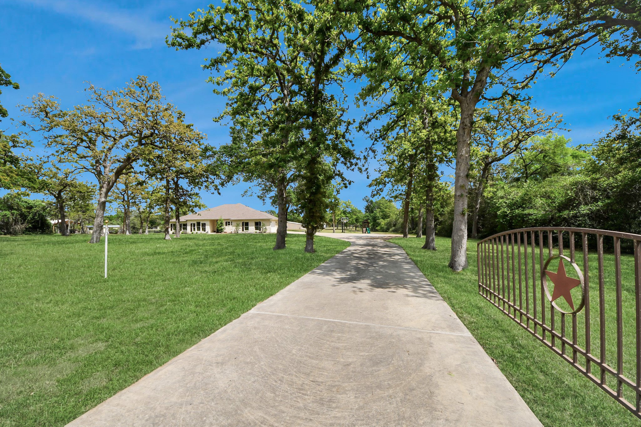 460 High Meadows Road Property Photo 1
