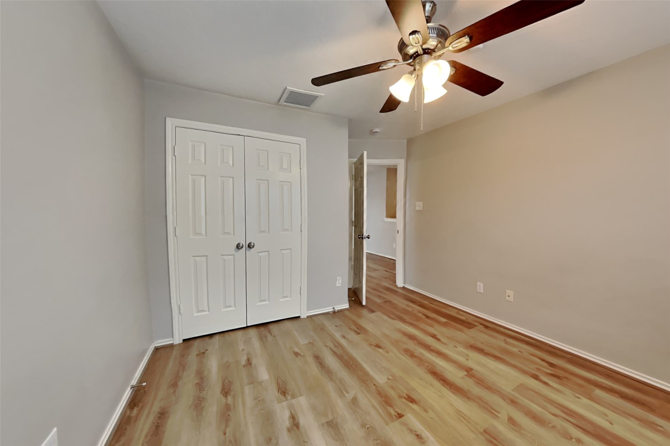 22076 Knights Cove Drive Property Photo 13