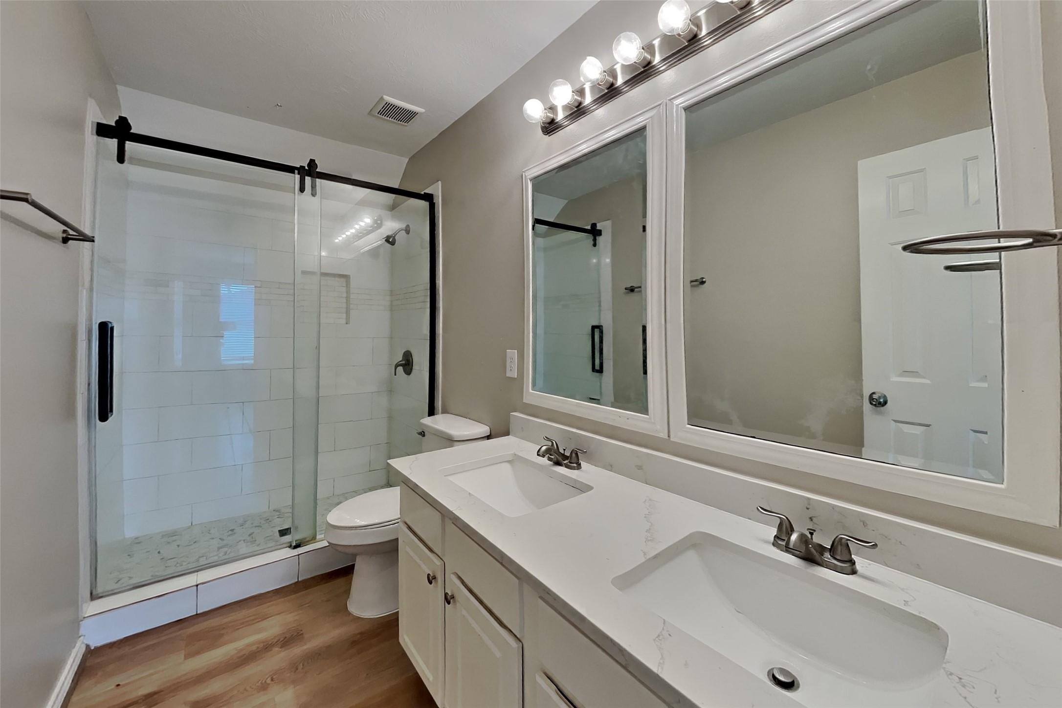 22076 Knights Cove Drive Property Photo 20