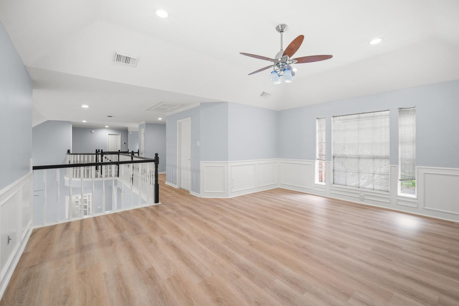 3622 Springhill Lane Property Photo 14
