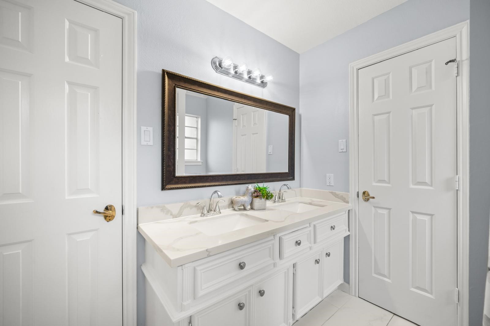 3622 Springhill Lane Property Photo 17