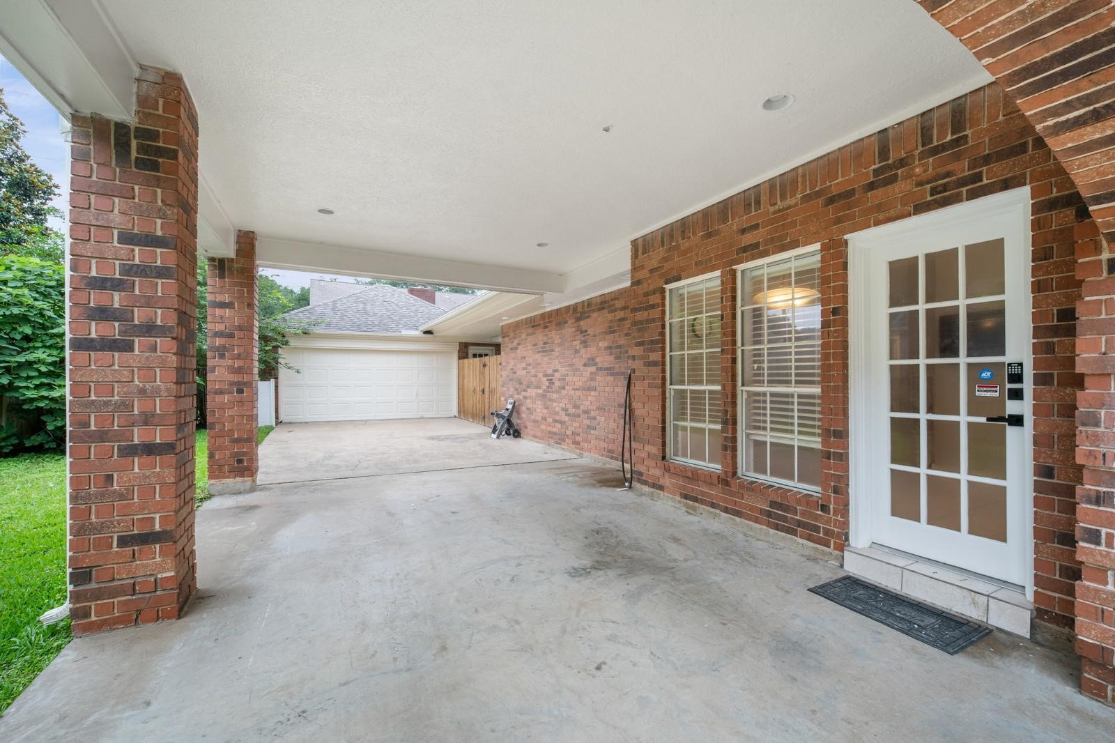 3622 Springhill Lane Property Photo 28