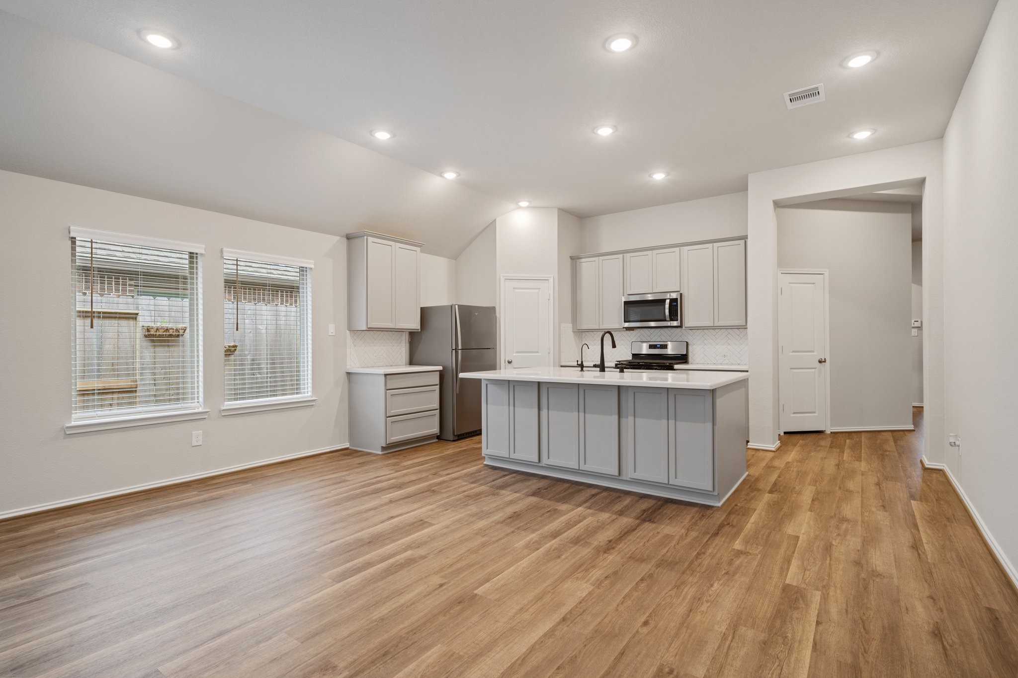 7484 Caprock Canyon Lane Property Photo 8