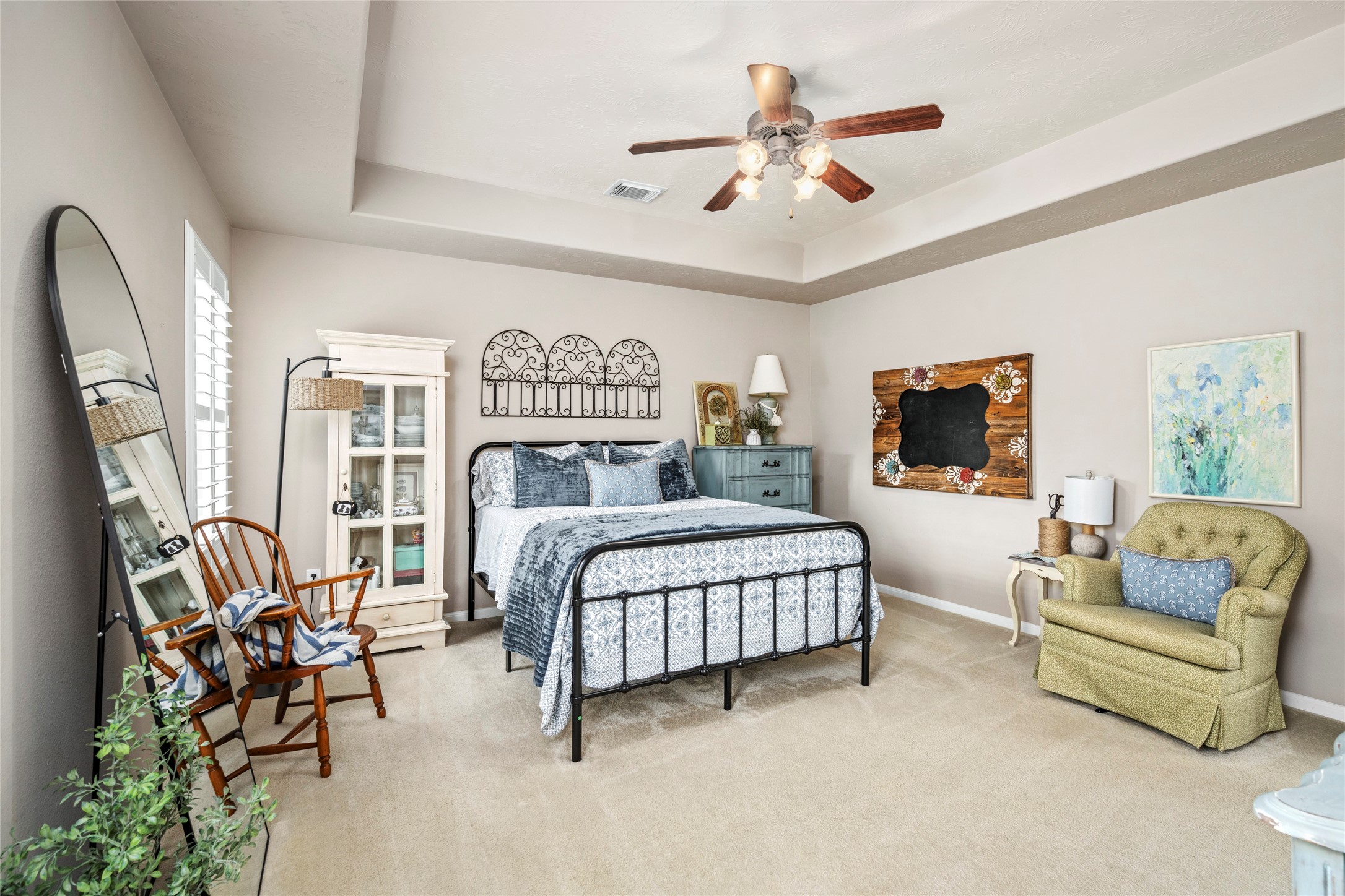 23719 Desert Gold Drive Property Photo 16