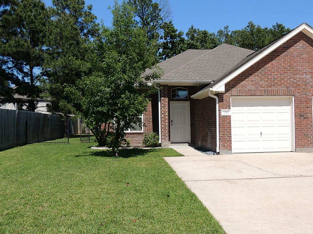 236 Canterbury Drive Property Photo 2