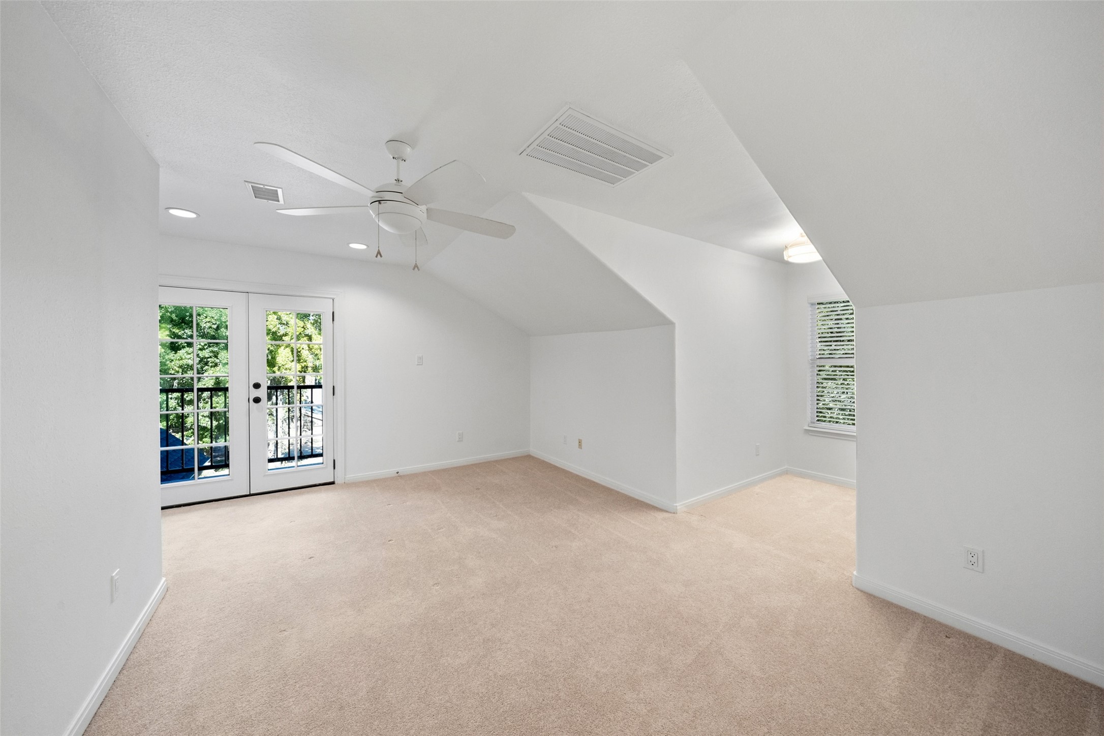110 Lords Circle Property Photo 19