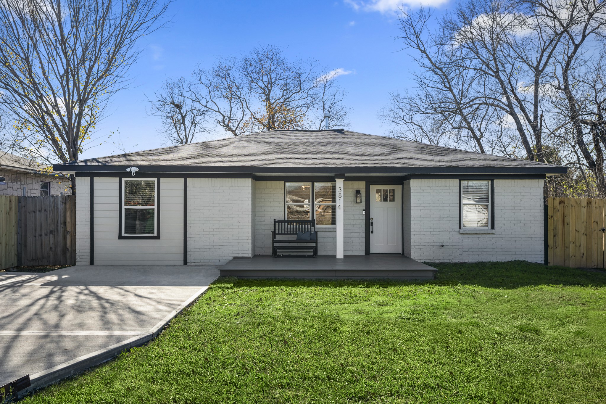 3814 Seabrook Street Property Photo 1