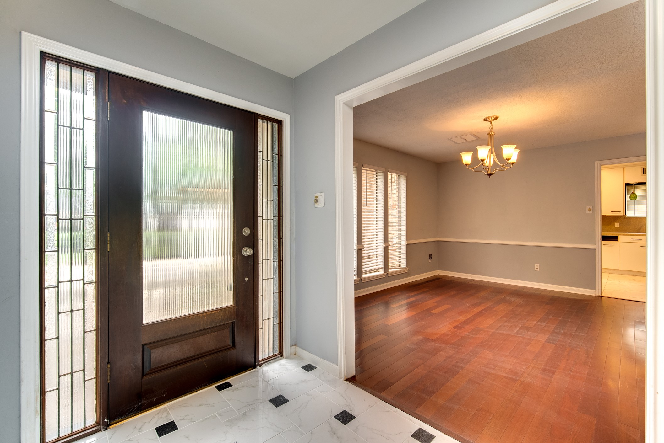 3927 Pleasant Valley Drive Property Photo 6