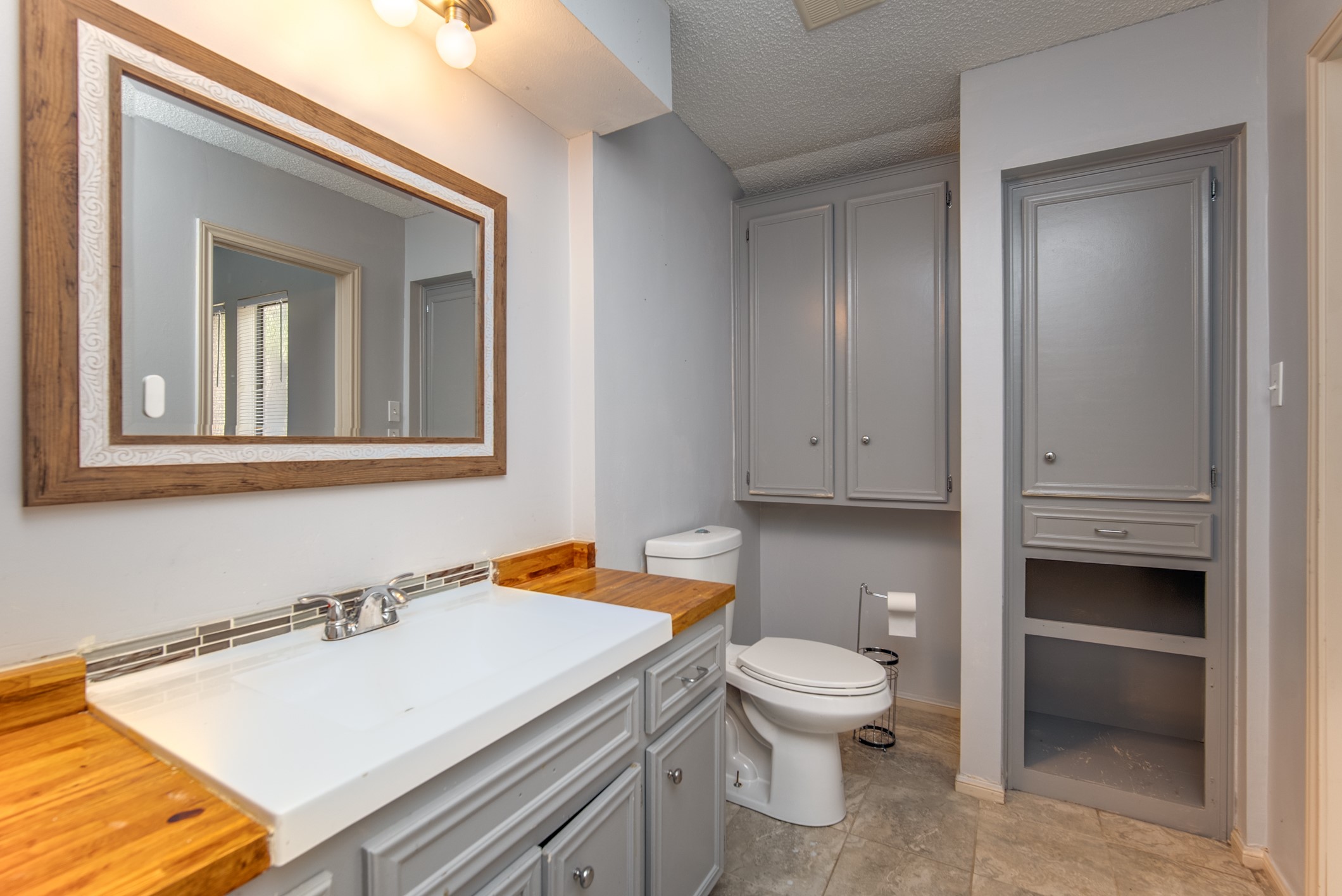 3927 Pleasant Valley Drive Property Photo 40