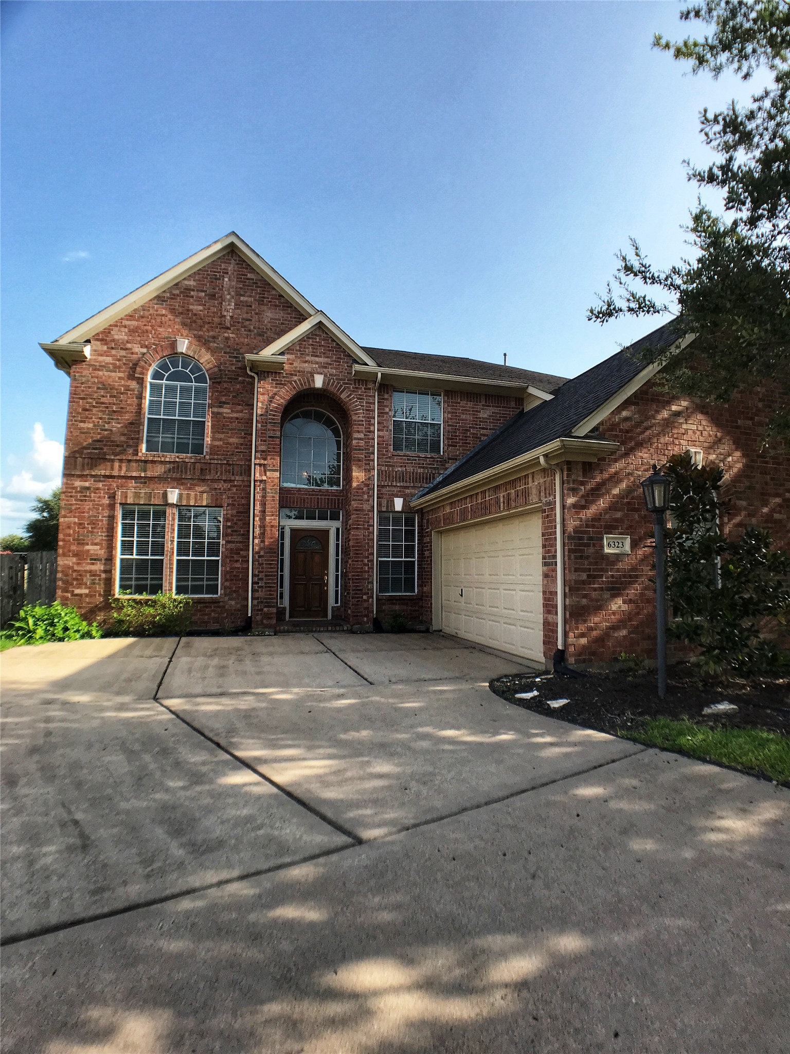 6323 Sunset Cove Lane Property Photo 1