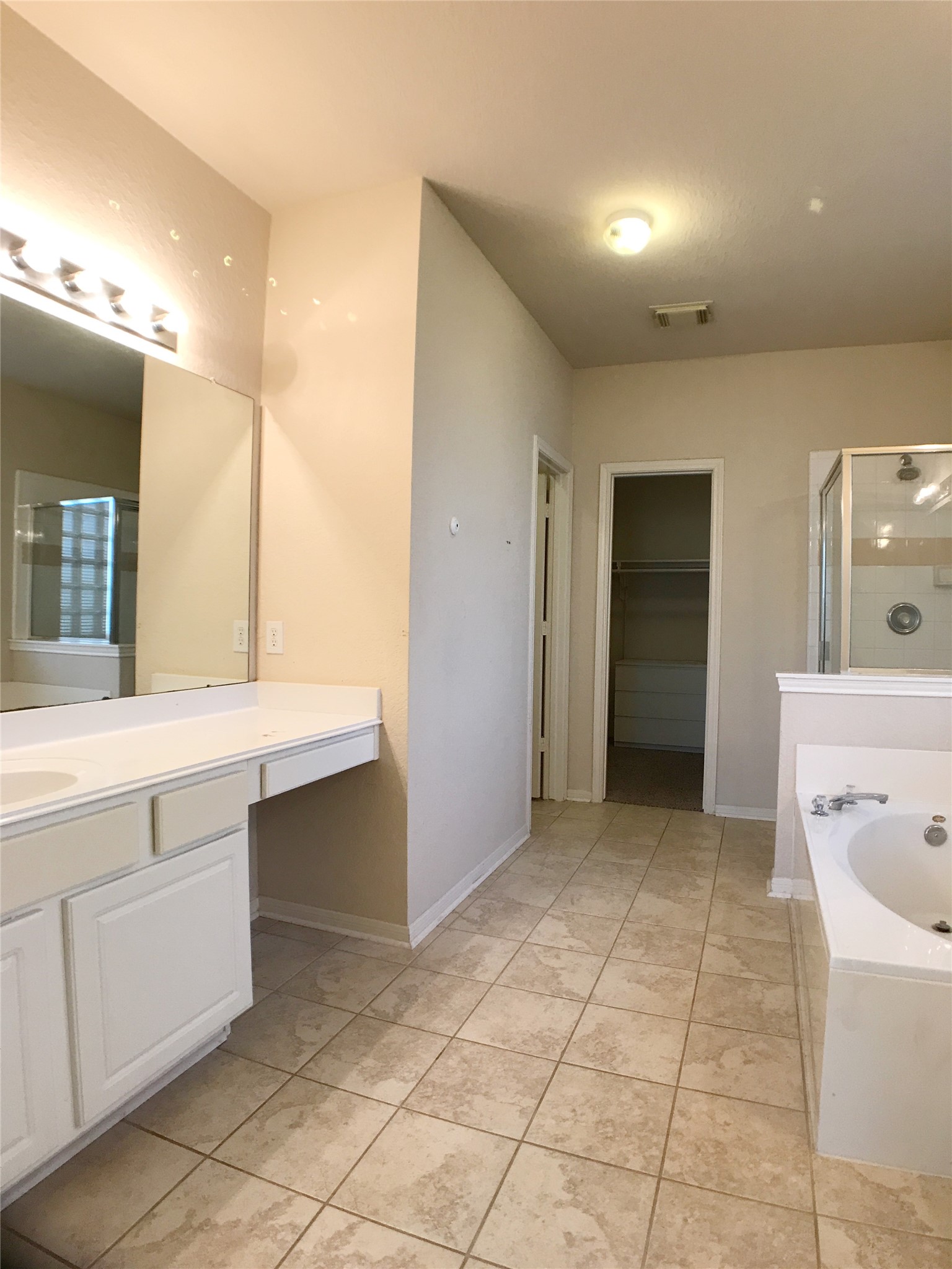 6323 Sunset Cove Lane Property Photo 14