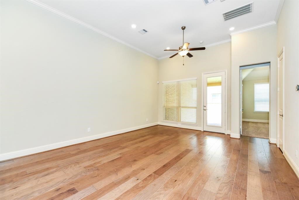 137 Skybranch Drive Property Photo 4