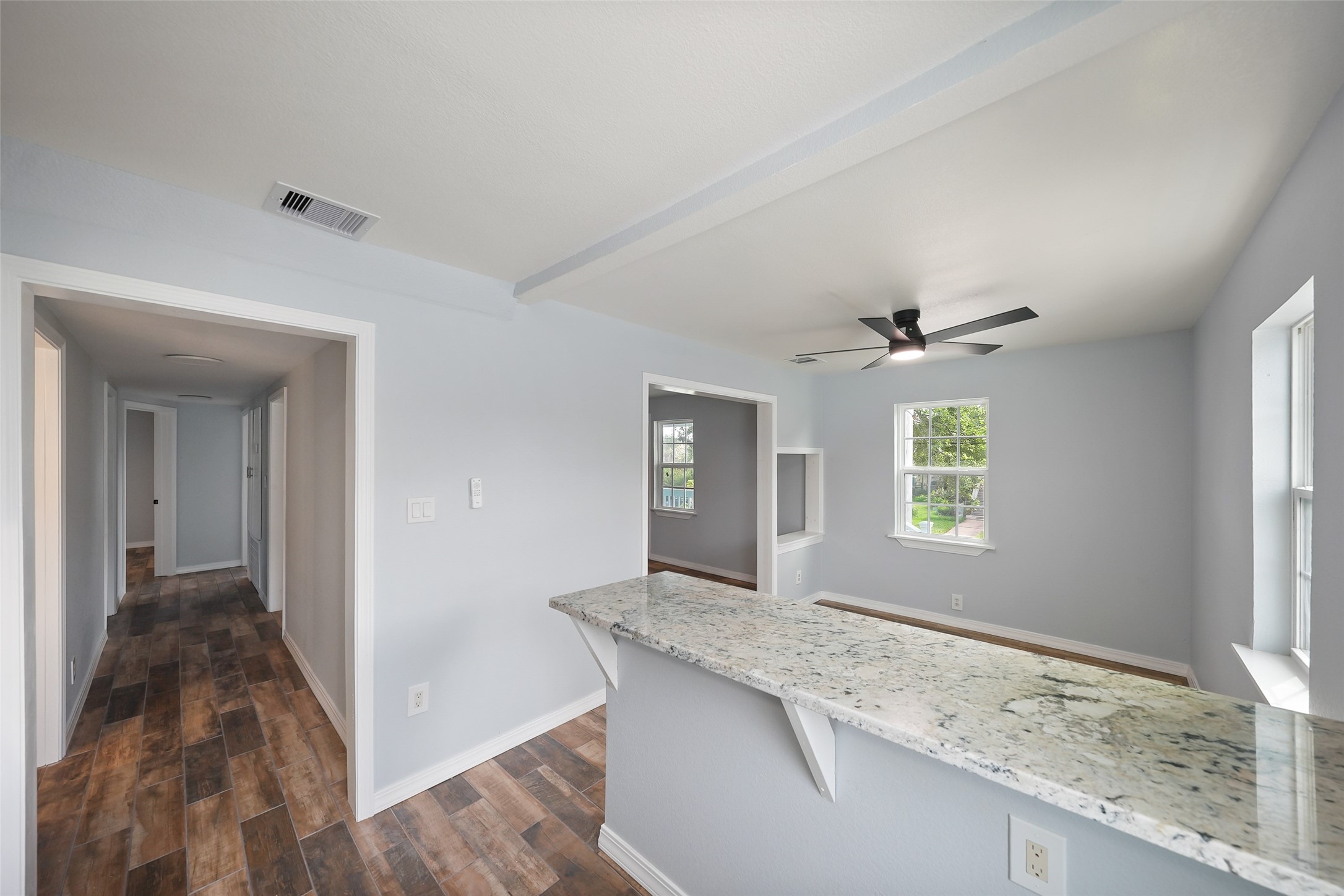 2222 44th Street Property Photo 12