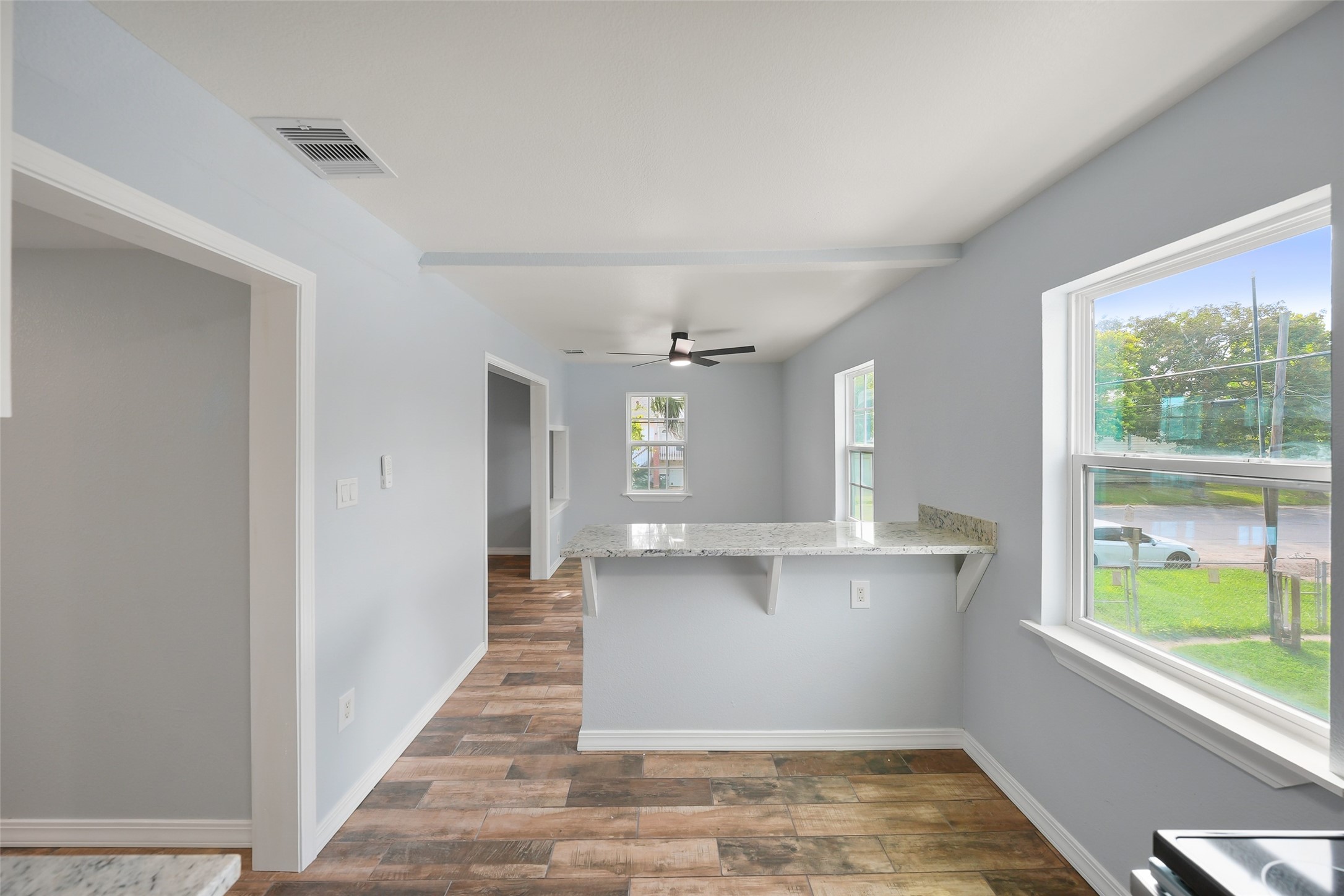2222 44th Street Property Photo 13