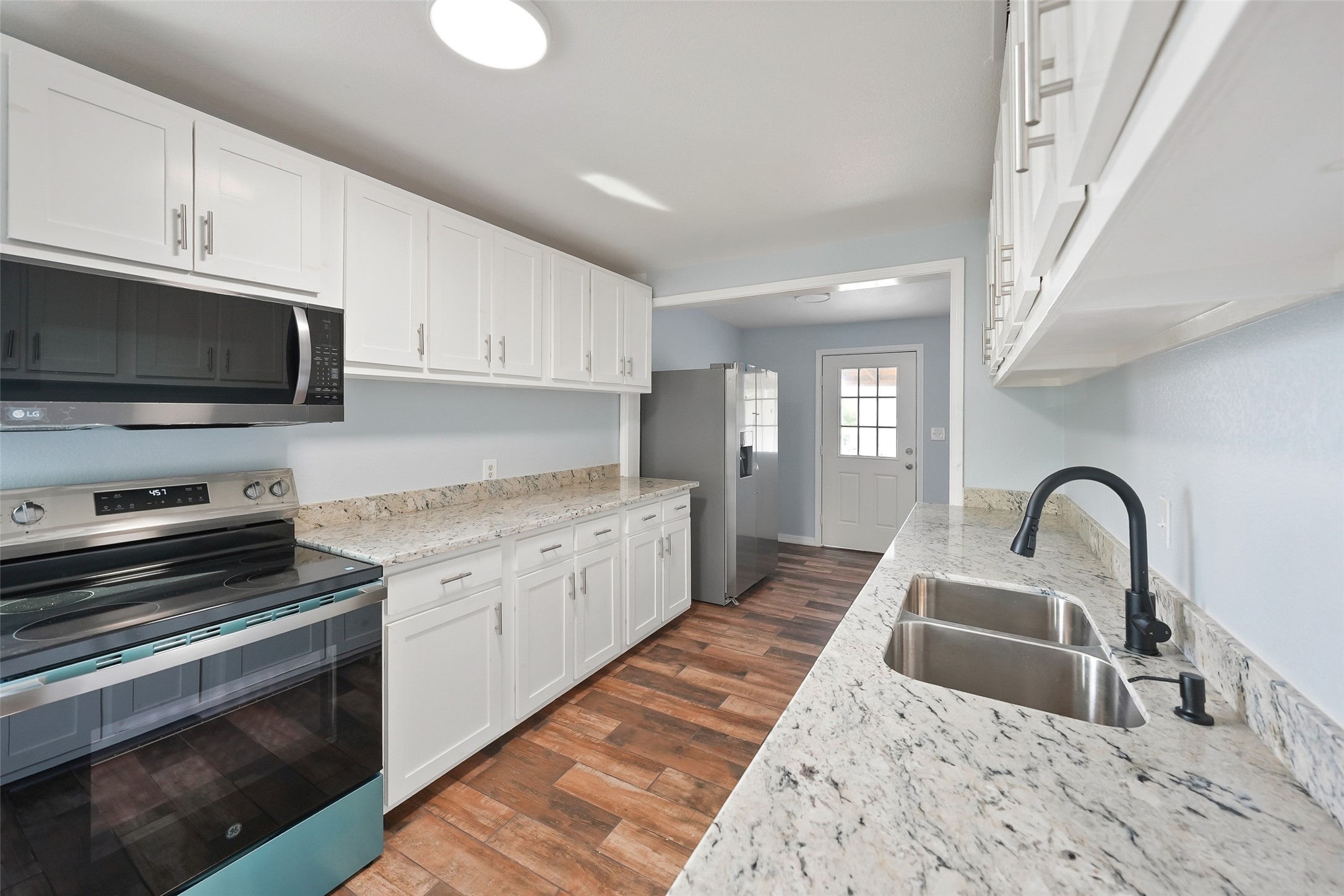 2222 44th Street Property Photo 16