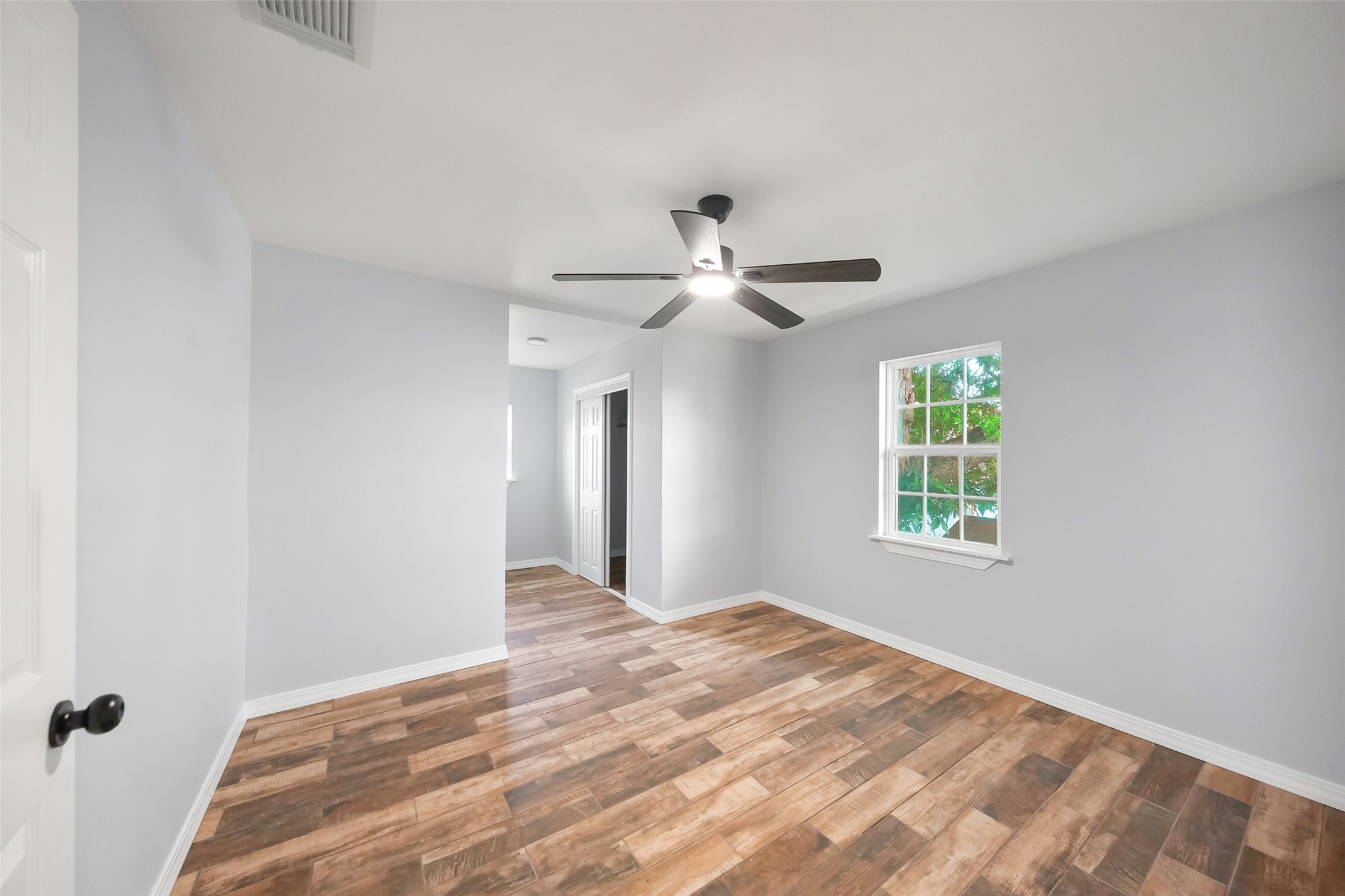 2222 44th Street Property Photo 31