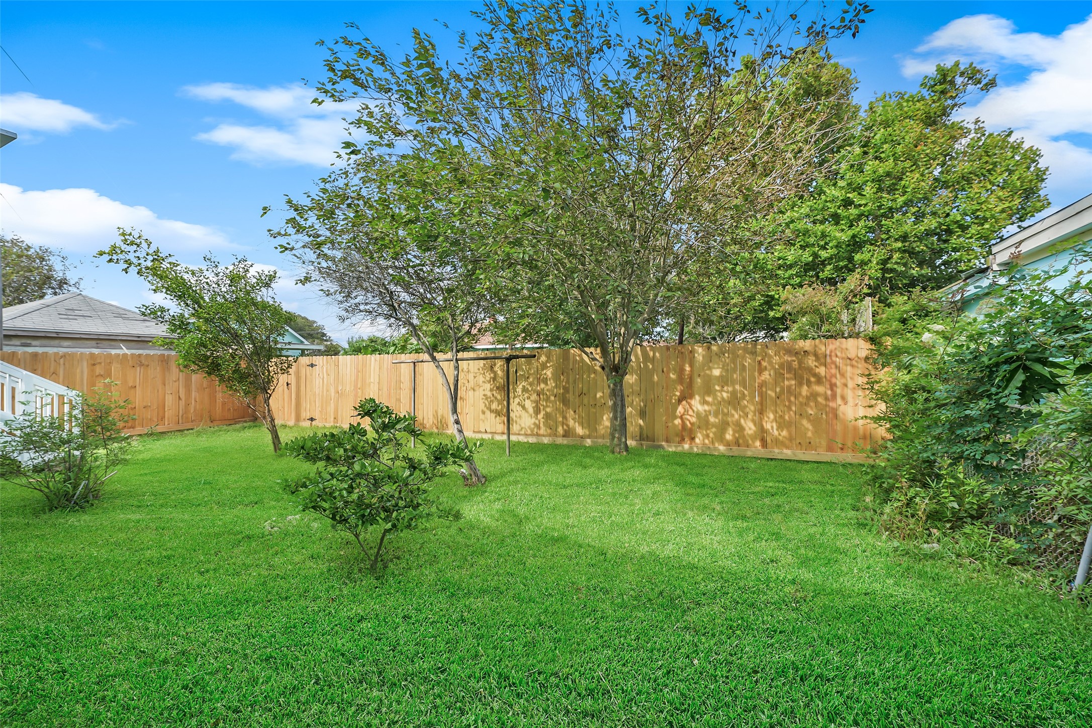 2222 44th Street Property Photo 39