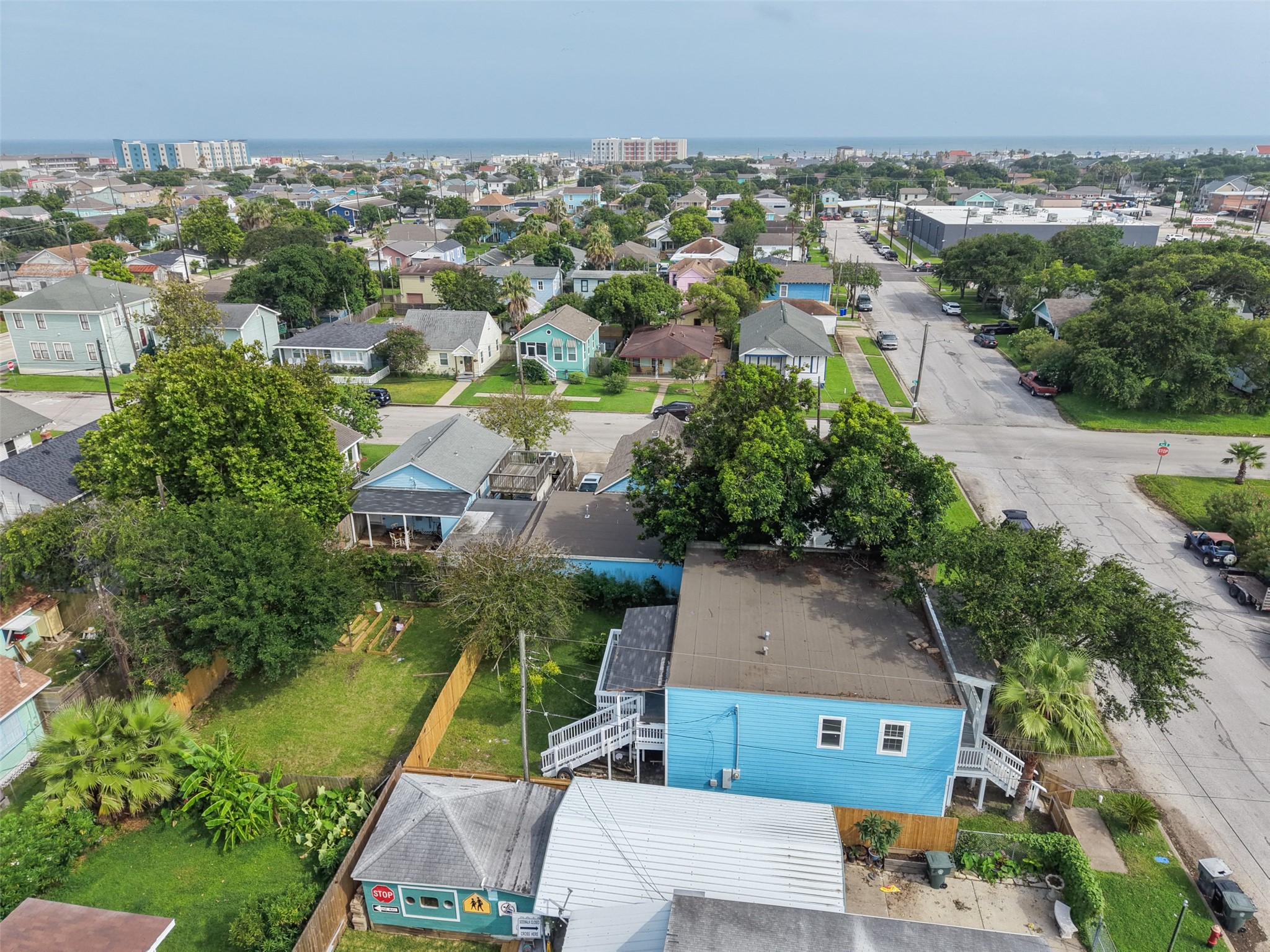 2222 44th Street Property Photo 42